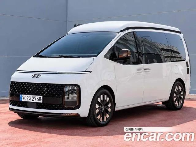 Hyundai Staria — фото 1