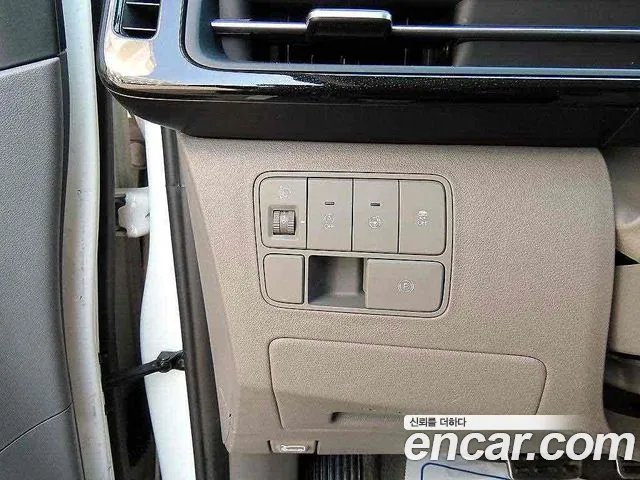 Hyundai Staria — фото 8