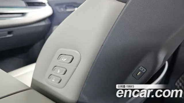 Kia EV9 — фото 33