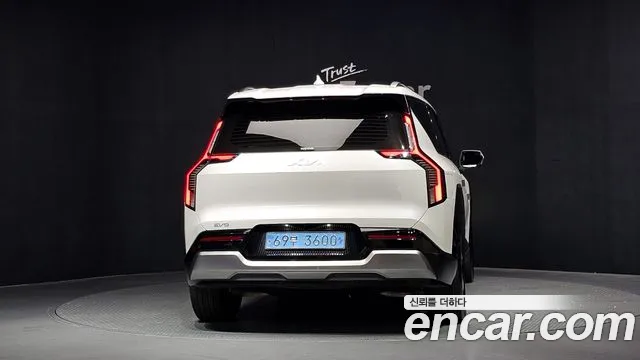 Kia EV9 — фото 4