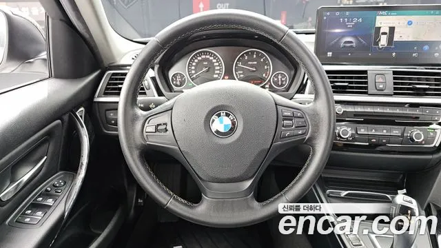 BMW 3-Series — фото 13