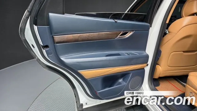 Genesis GV80 — фото 25