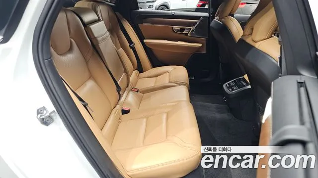 Volvo S90 — фото 10