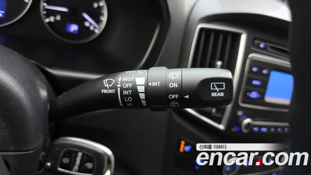 Hyundai Starex — фото 16