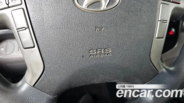 Hyundai Starex — фото 13