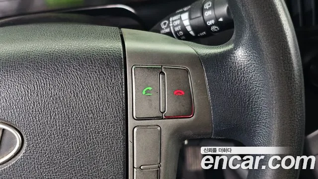 Hyundai Starex — фото 14