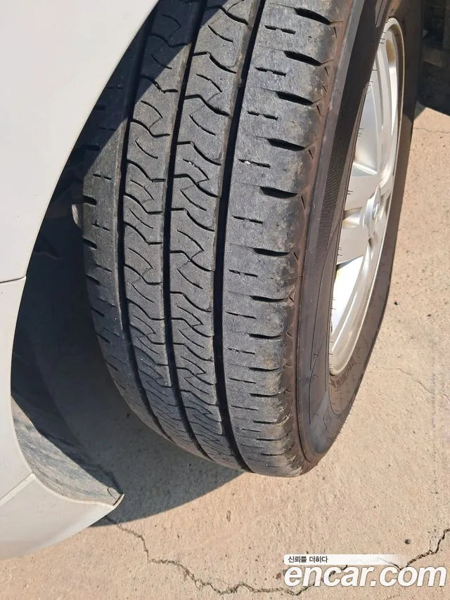 Hyundai Starex — фото 19