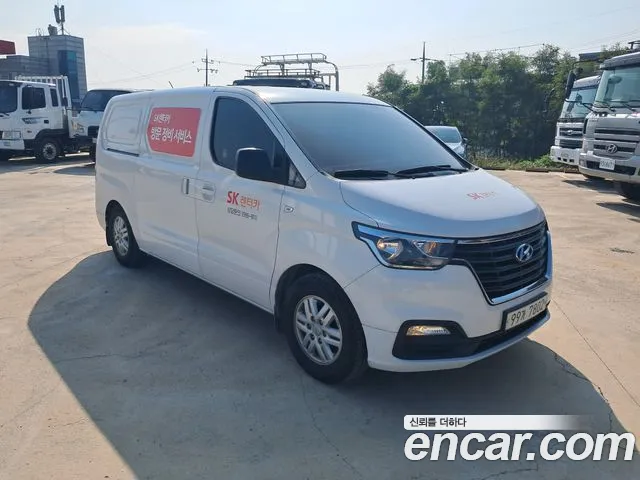 Hyundai Starex — фото 2