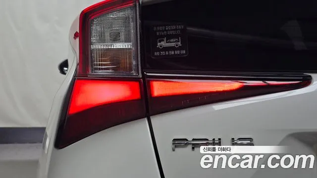 Toyota Prius — фото 23