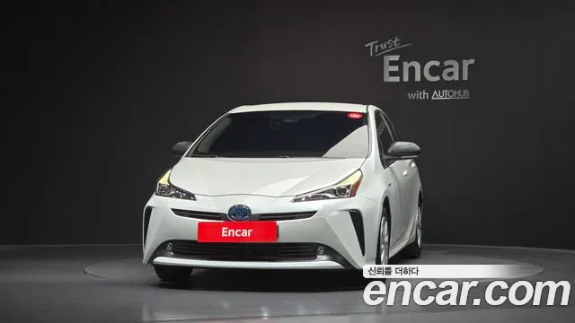 Toyota Prius — фото 3