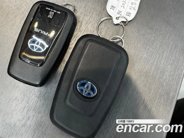 Toyota Prius — фото 31