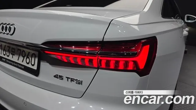 Audi A6 — фото 23