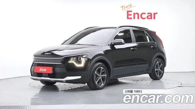 Kia Niro — фото 1
