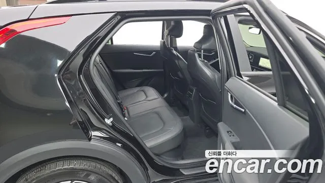 Kia Niro — фото 11