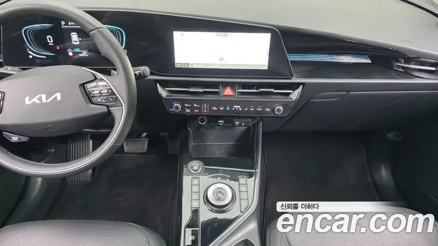 Kia Niro — фото 14