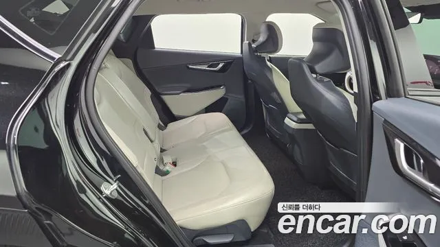 Kia EV6 — фото 20