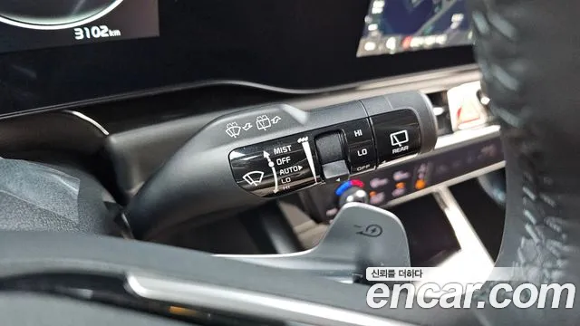 Kia Niro — фото 18