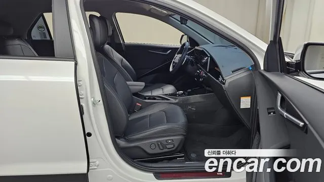 Kia Niro — фото 26