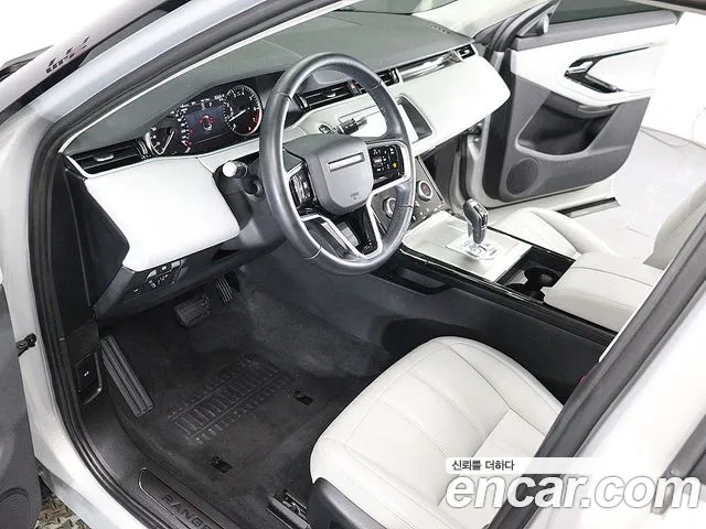 Land Rover Range Rover Evoque — фото 17