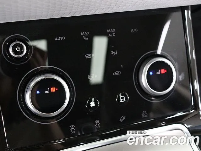 Land Rover Range Rover Evoque — фото 10