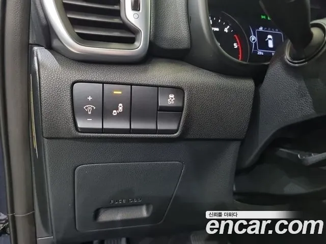 Kia Sportage — фото 11