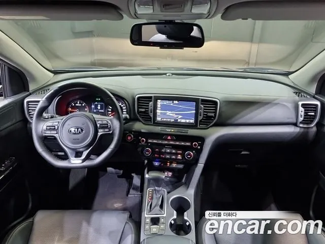 Kia Sportage — фото 19