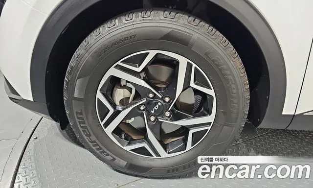 Kia Sportage — фото 5