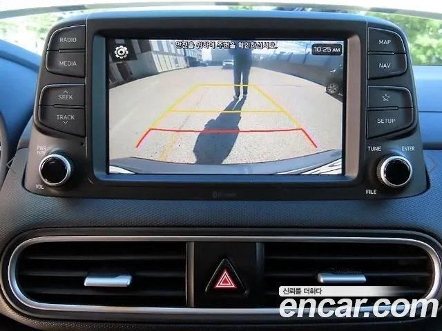 Hyundai Kona — фото 16