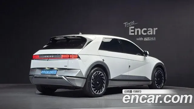 Hyundai Ioniq 5 — фото 1