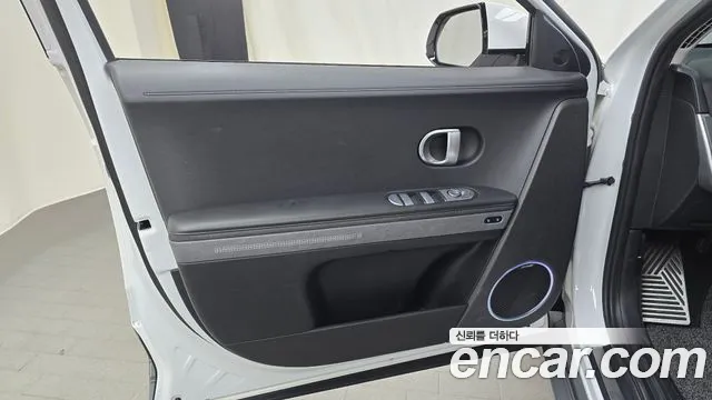 Hyundai Ioniq 5 — фото 24