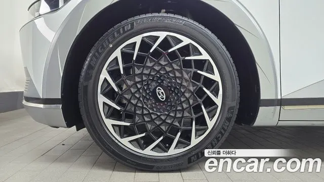 Hyundai Ioniq 5 — фото 4