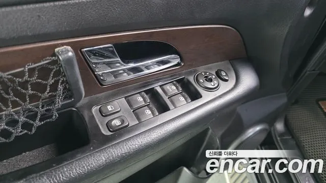 KG_Mobility_Ssangyong Rexton — фото 17