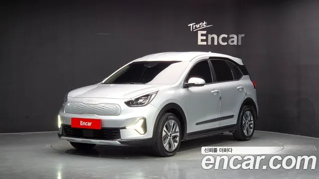 Kia Niro — фото 1