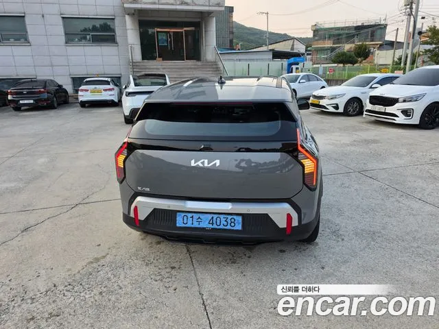 Kia EV3 — фото 4