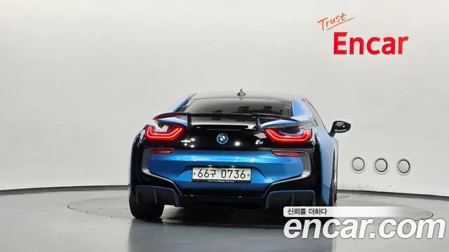 BMW i8 — фото 4
