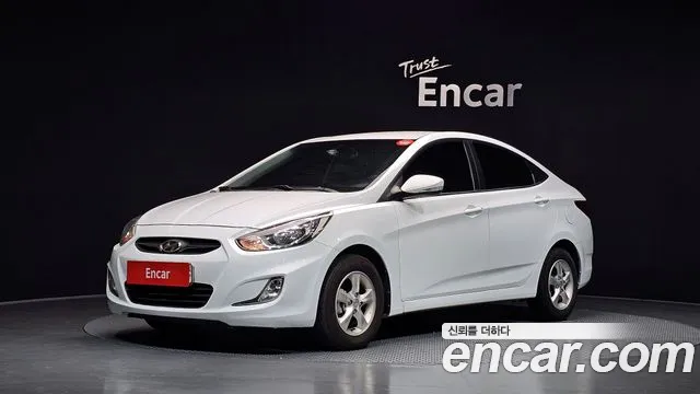 Hyundai Accent — фото 1