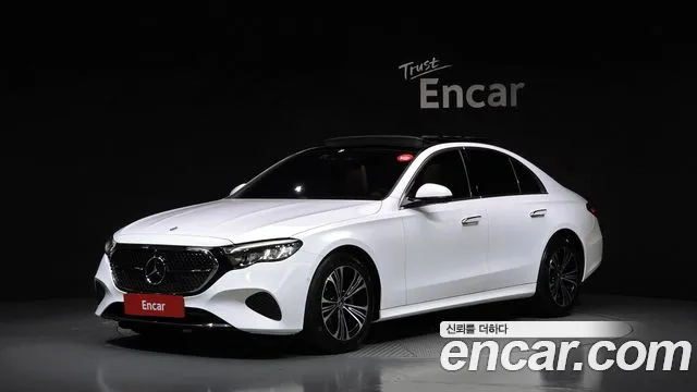 Mercedes-Benz E-Class — фото 1