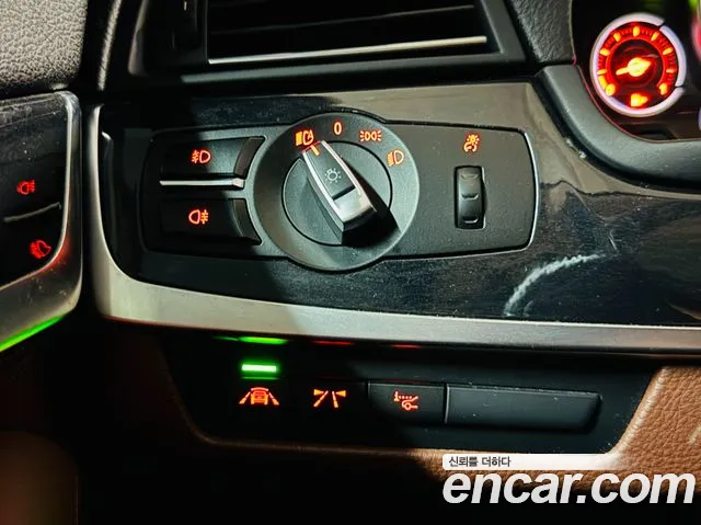 BMW 5-Series — фото 16