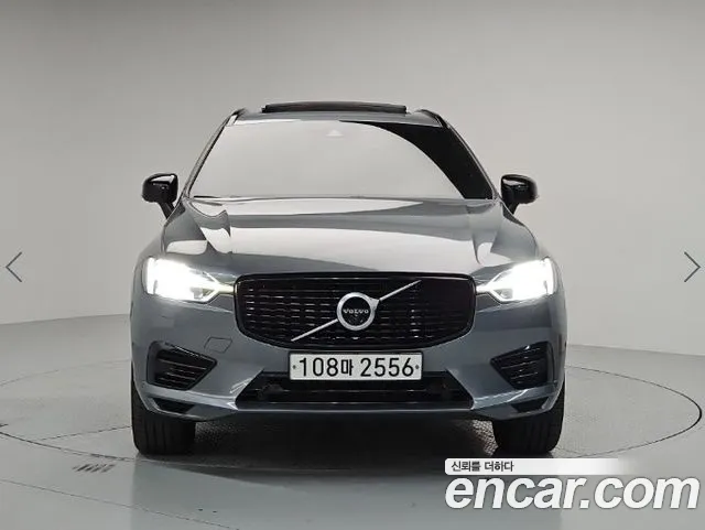 Volvo XC60 — фото 2