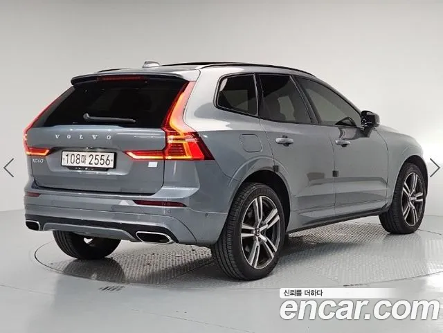 Volvo XC60 — фото 4