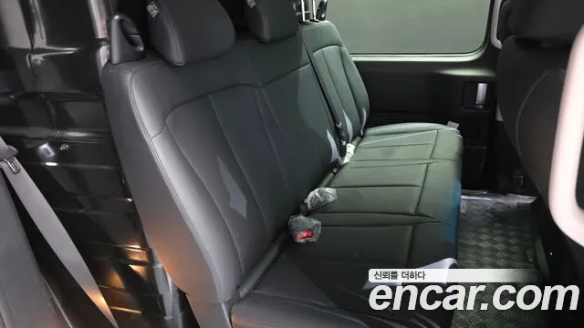 Hyundai Staria — фото 12