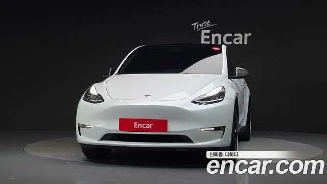 Tesla Model Y — фото 3