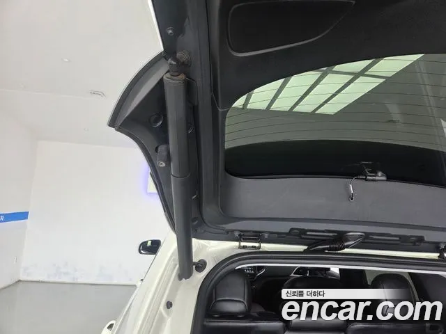 Jeep Cherokee — фото 9