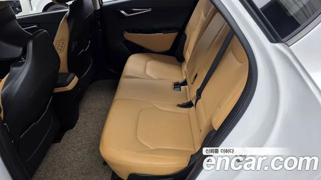 Kia EV6 — фото 26
