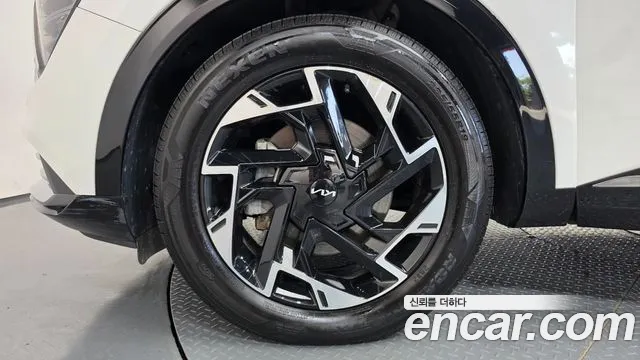 Kia Sportage — фото 5