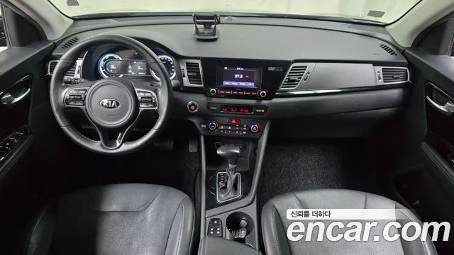 Kia Niro — фото 7