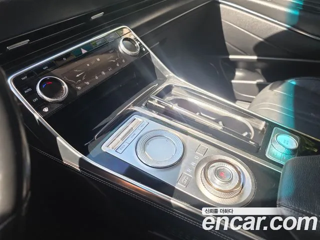 Genesis GV80 — фото 15