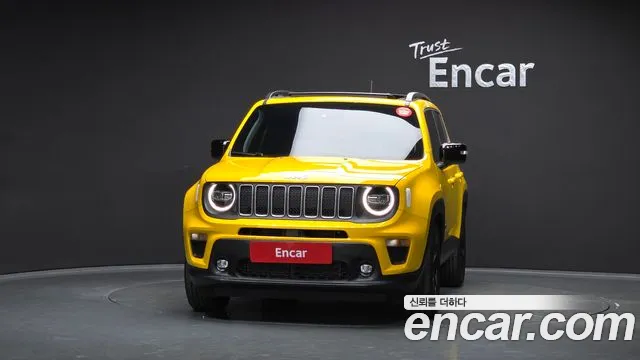 Jeep Renegade — фото 3