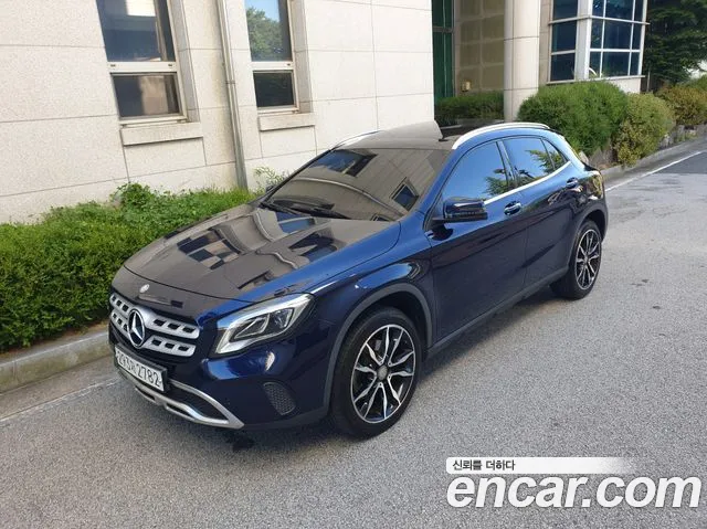 Mercedes-Benz GLA-Class — фото 14