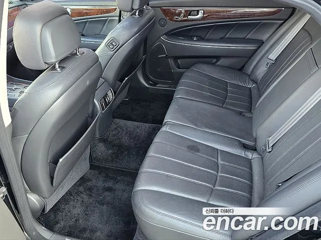 Hyundai Equus — фото 8